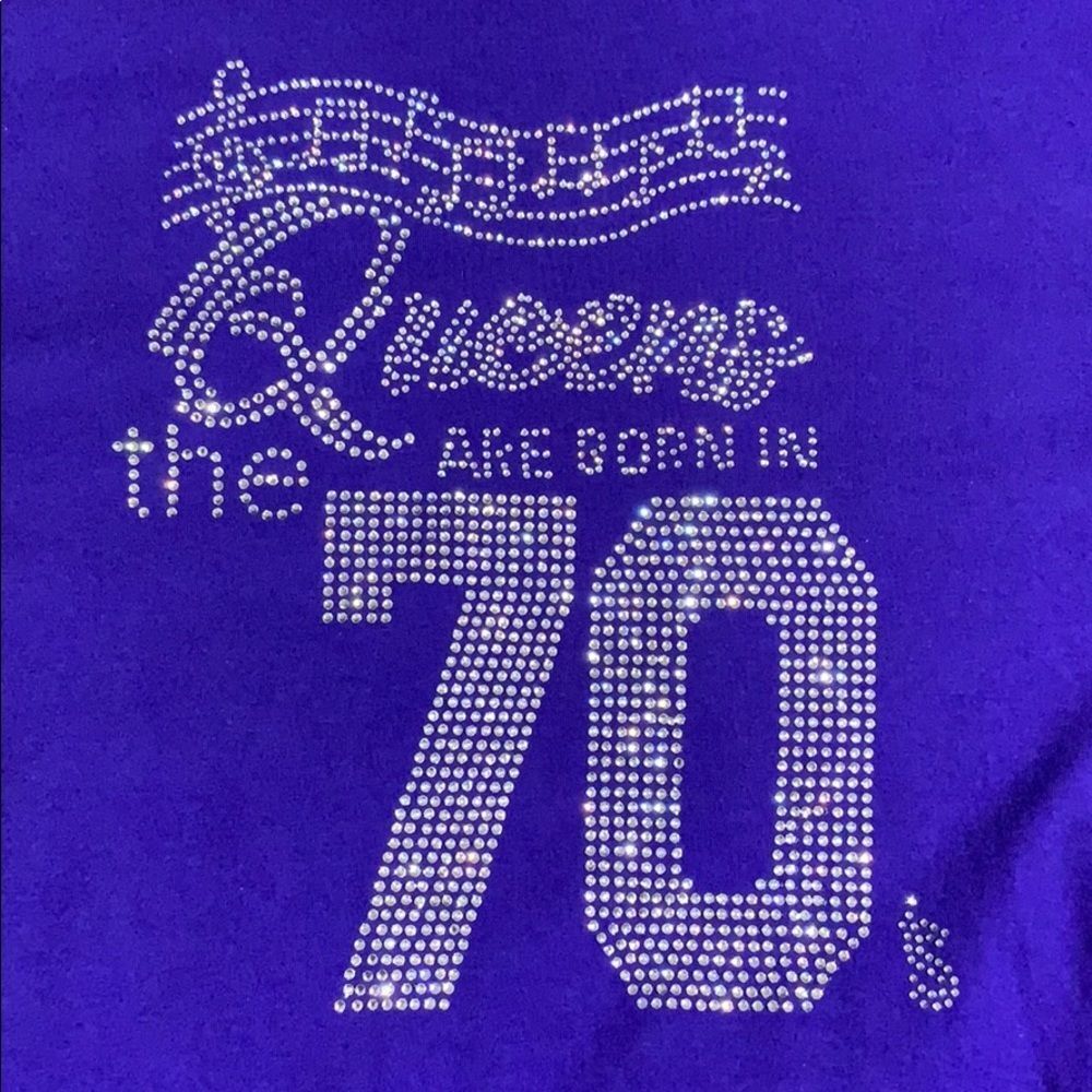 NNW plus size queens are born in the 70s bling tee